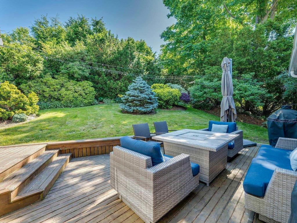 












523 Francklyn Street

,
Halifax,




NS
B3H 3B2

