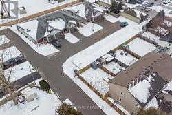 Exclusive bungalow townhouse complex