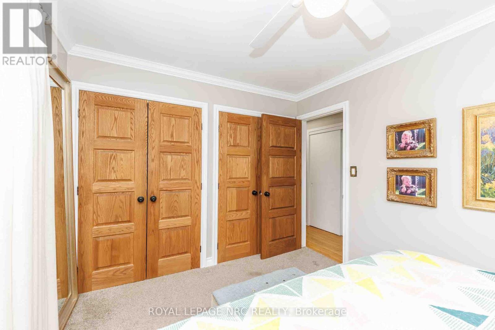 












6 CROYDON DRIVE

,
St. Catharines (Lakeshore),




Ontario
L2M1J2

