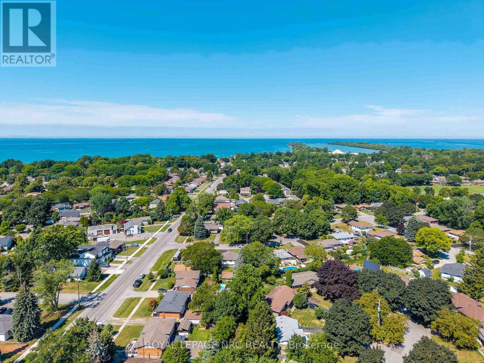 












6 CROYDON DRIVE

,
St. Catharines (Lakeshore),




Ontario
L2M1J2

