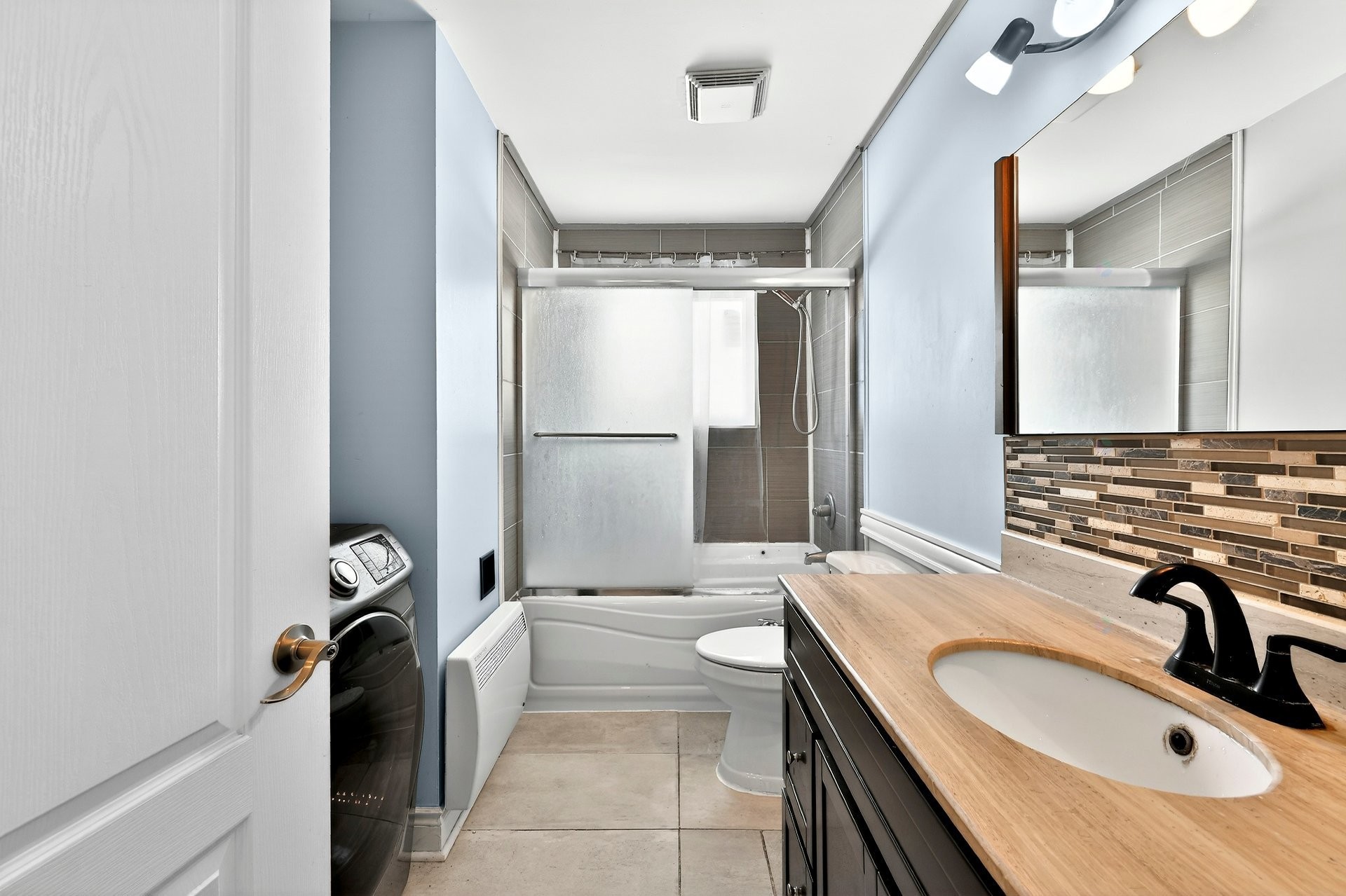 









147


Rue Leclerc

,
Sainte-Anne-des-Plaines,




QC
J5N2G7

