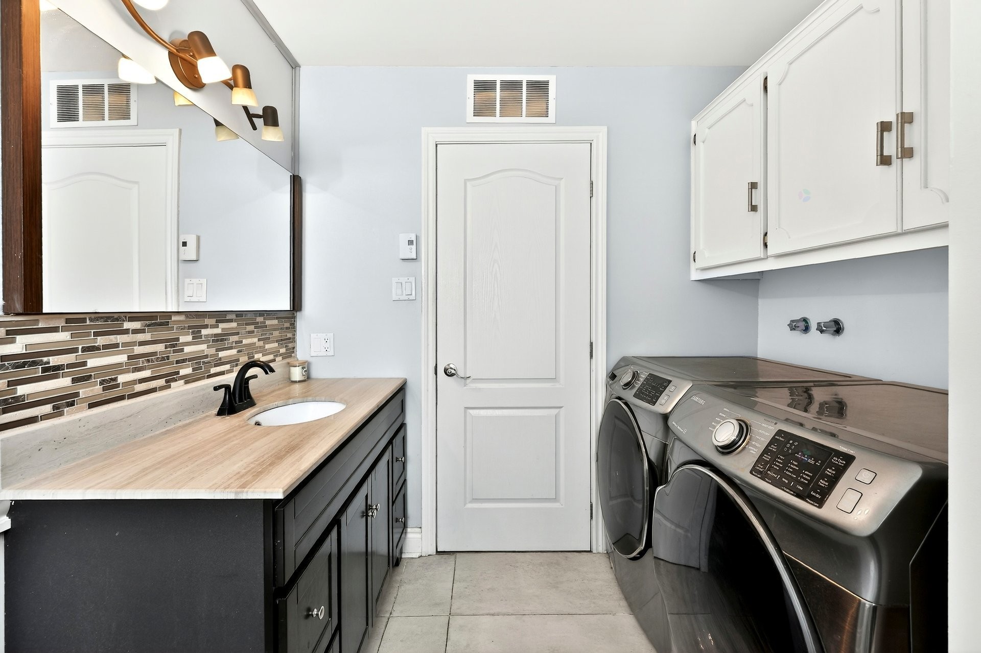 









147


Rue Leclerc

,
Sainte-Anne-des-Plaines,




QC
J5N2G7

