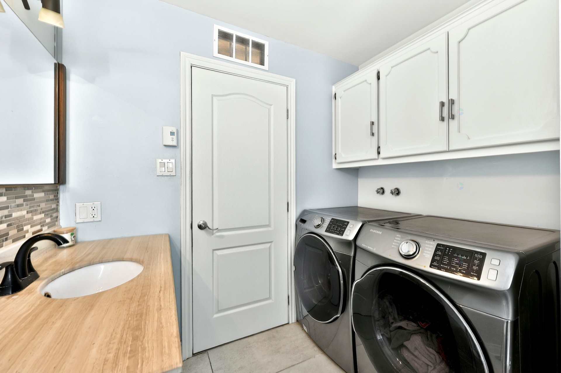 









147


Rue Leclerc

,
Sainte-Anne-des-Plaines,




QC
J5N2G7

