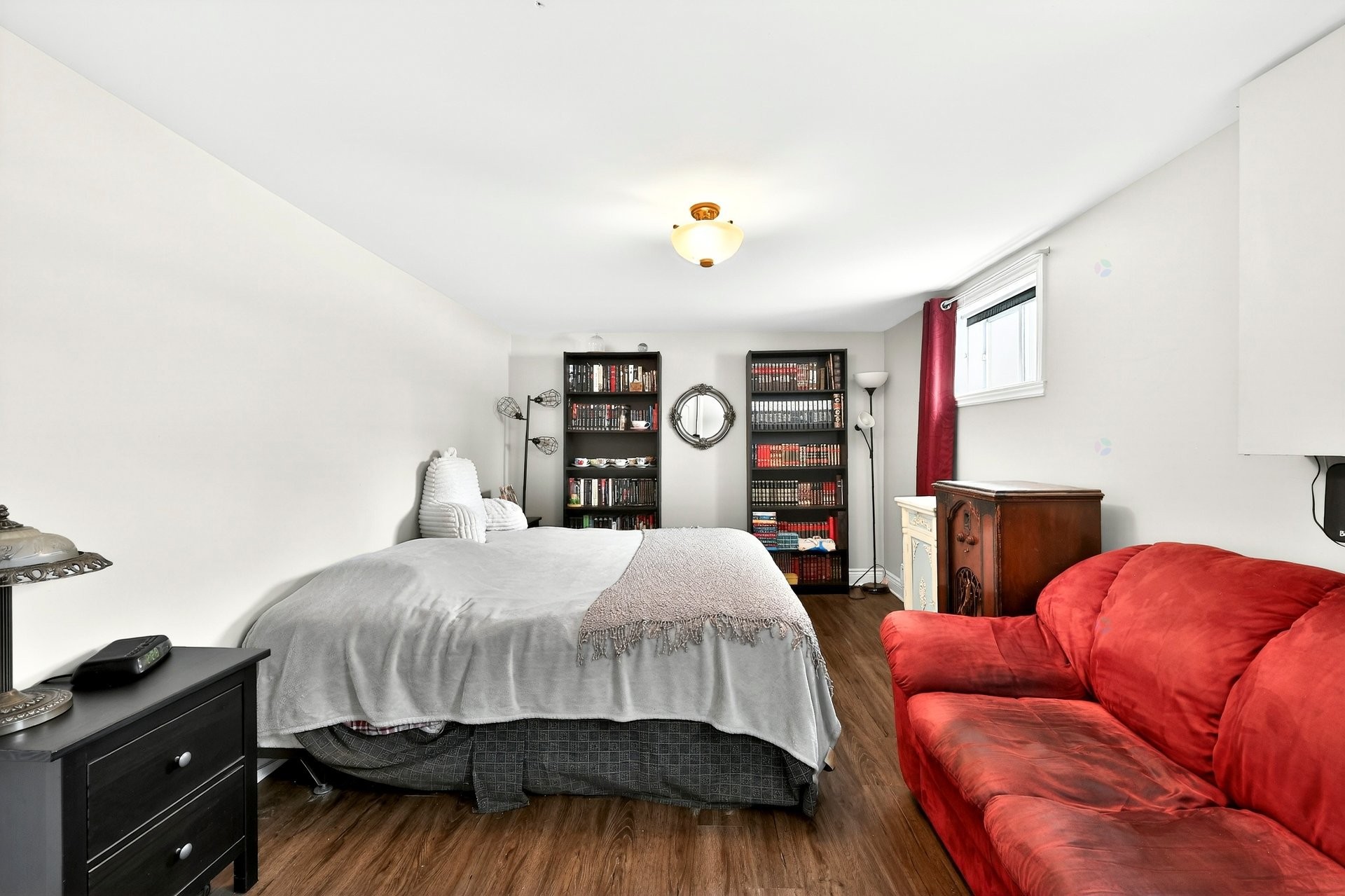 









147


Rue Leclerc

,
Sainte-Anne-des-Plaines,




QC
J5N2G7

