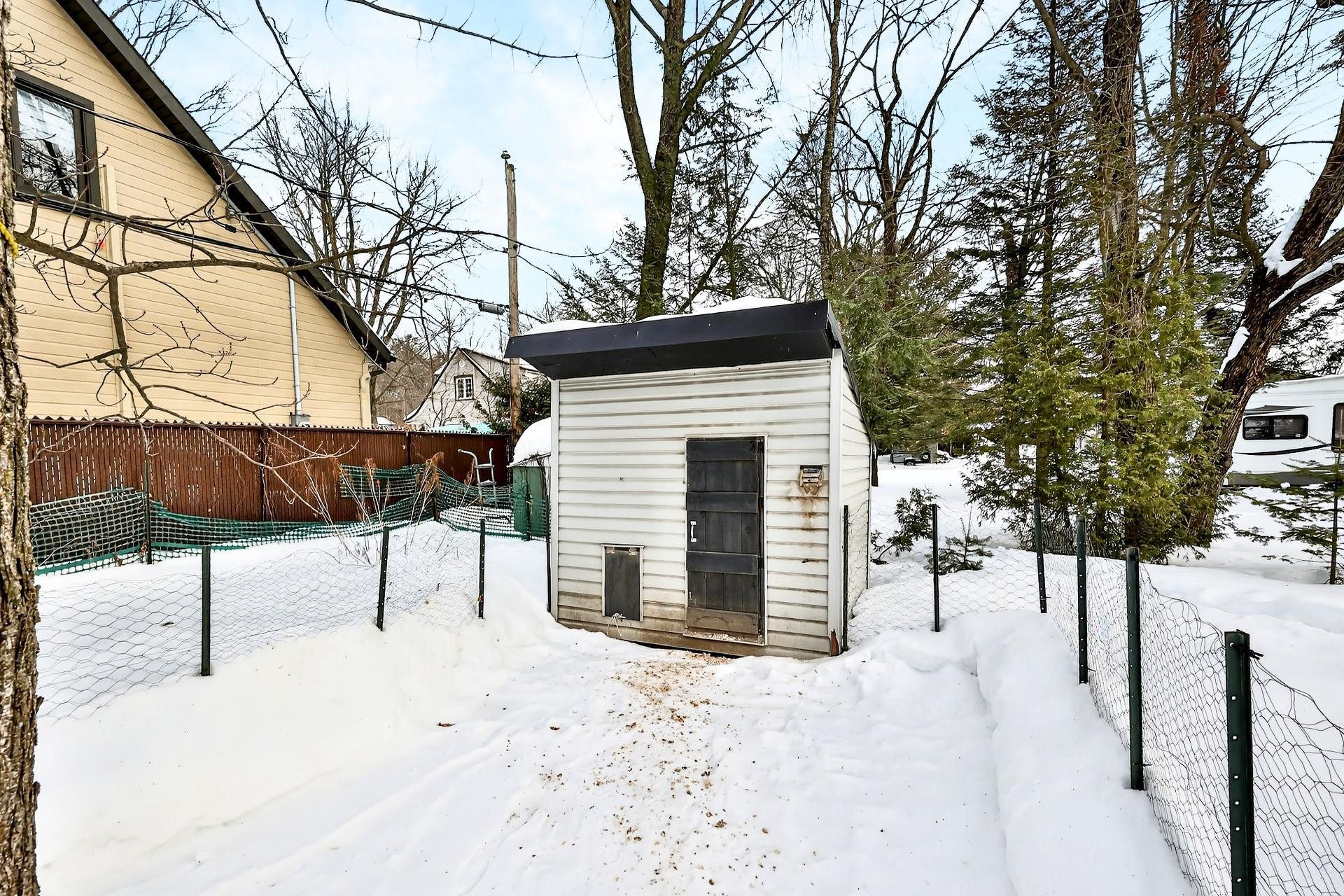 









147


Rue Leclerc

,
Sainte-Anne-des-Plaines,




QC
J5N2G7

