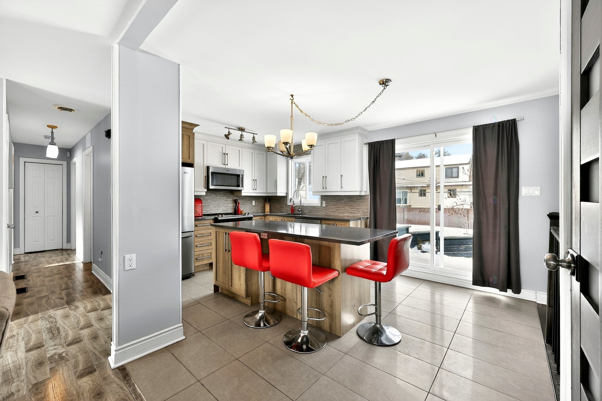 









147


Rue Leclerc

,
Sainte-Anne-des-Plaines,




QC
J5N2G7

