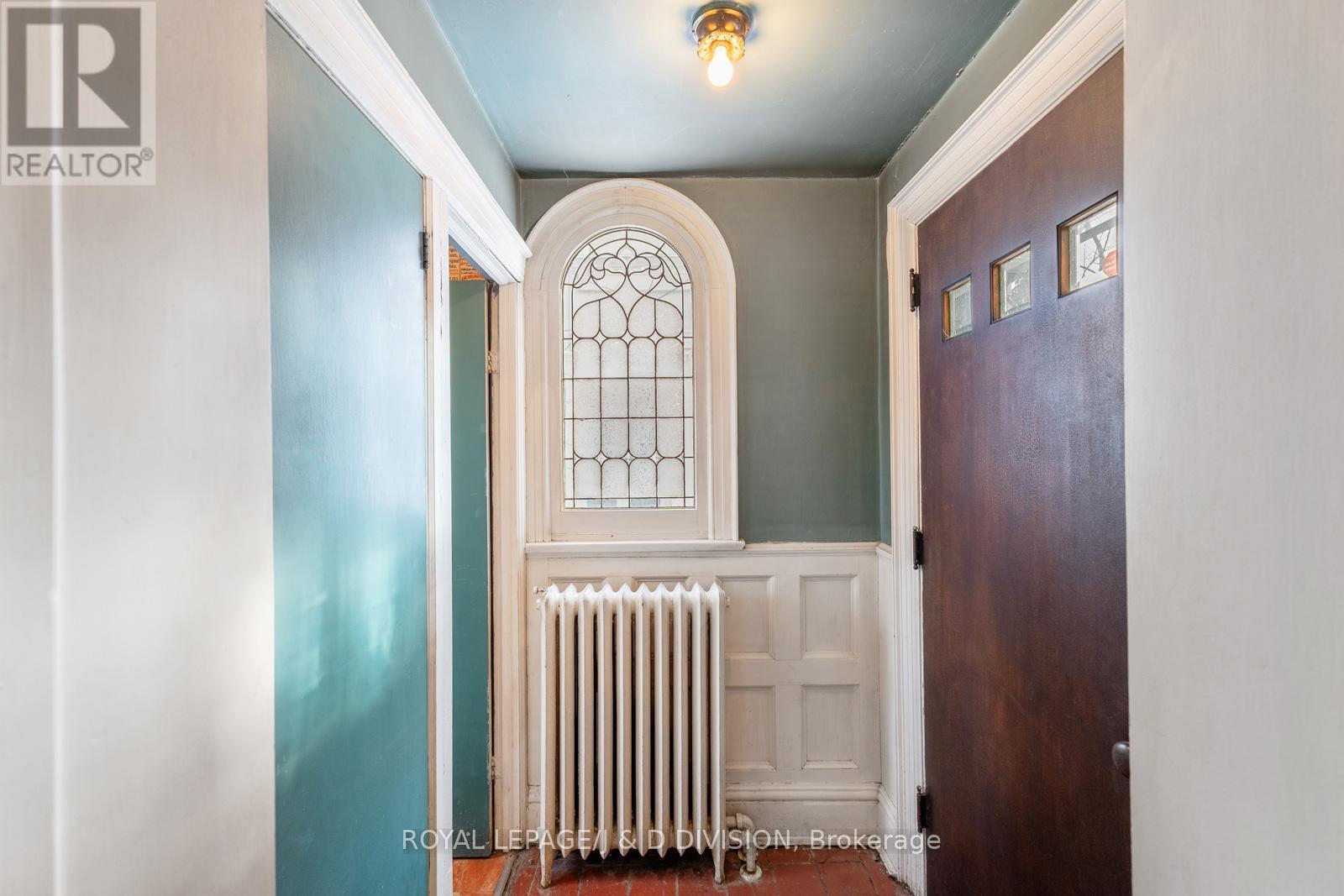 












64 HEATHDALE ROAD

,
Toronto,




Ontario
M6C1M8

