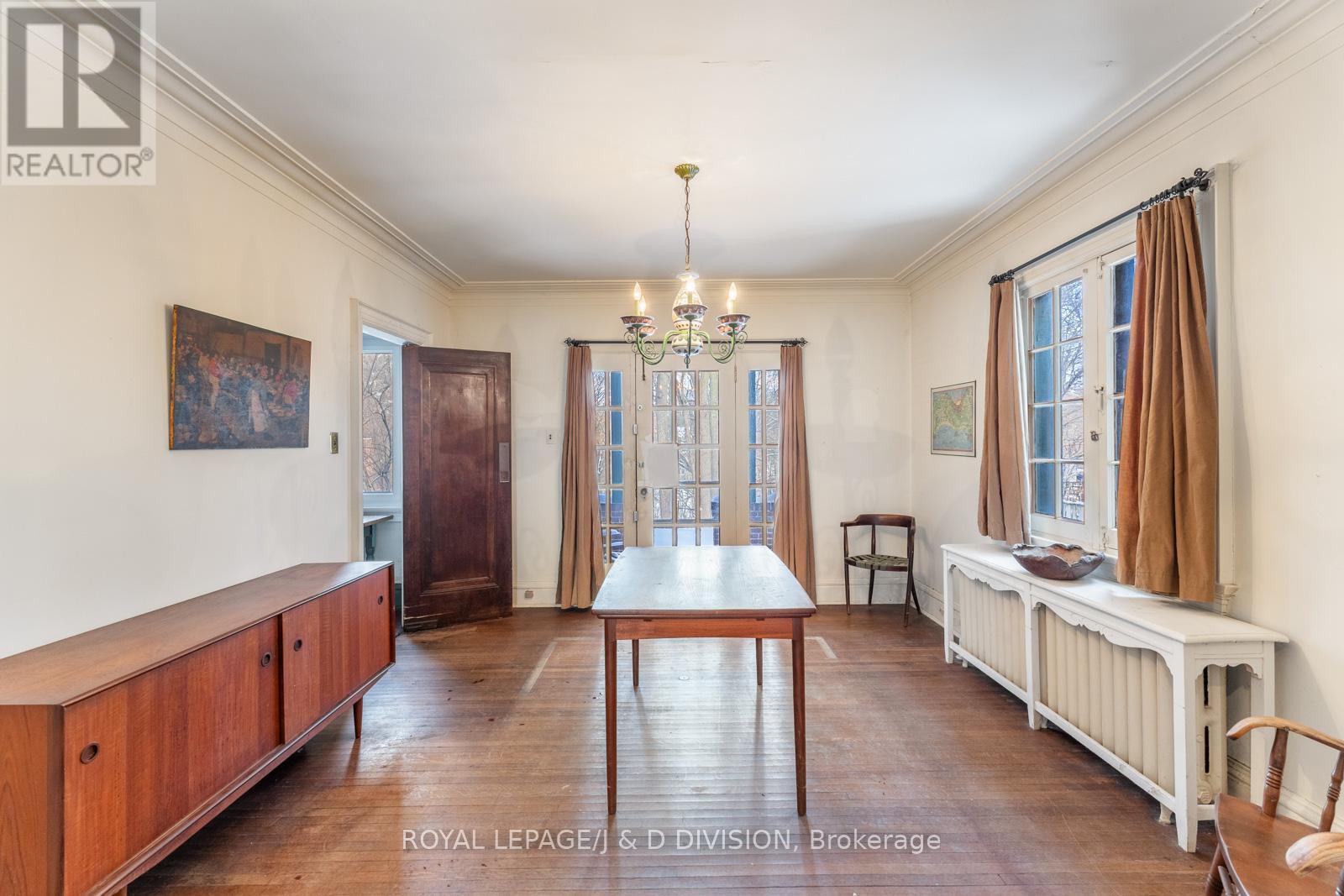 












64 HEATHDALE ROAD

,
Toronto,




Ontario
M6C1M8

