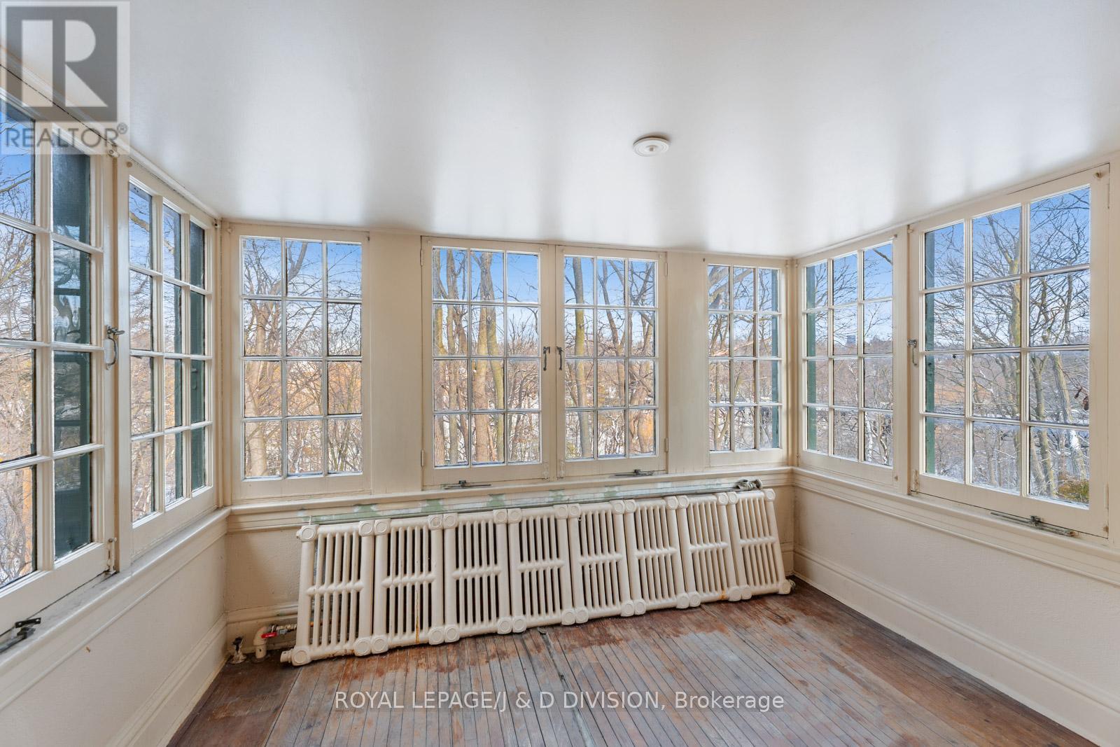 












64 HEATHDALE ROAD

,
Toronto,




Ontario
M6C1M8

