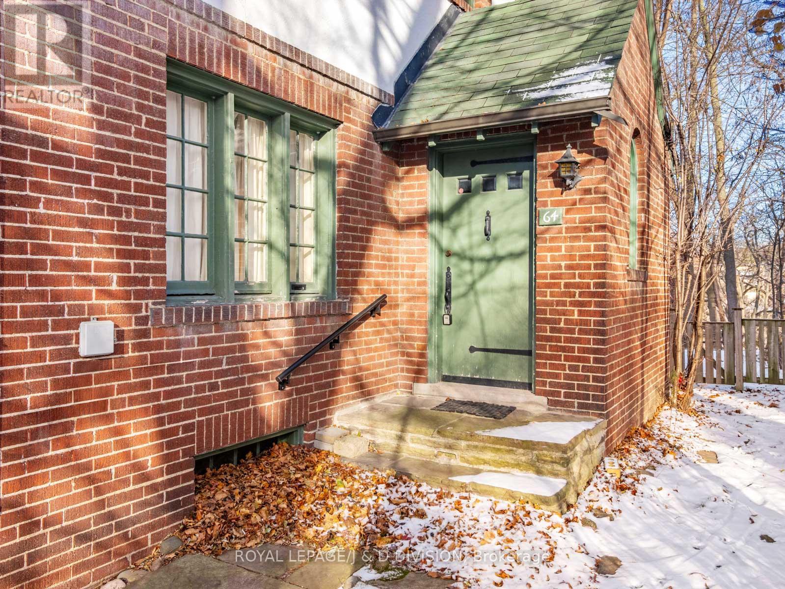 












64 HEATHDALE ROAD

,
Toronto,




Ontario
M6C1M8

