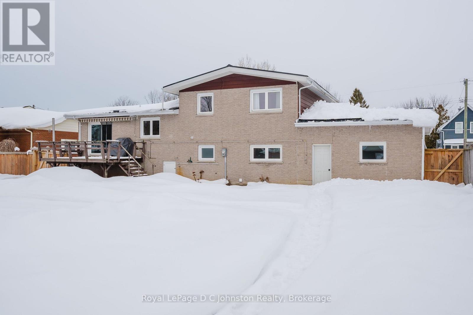 












33 ALICE STREET

,
South Bruce Peninsula,




Ontario
N0H1A0

