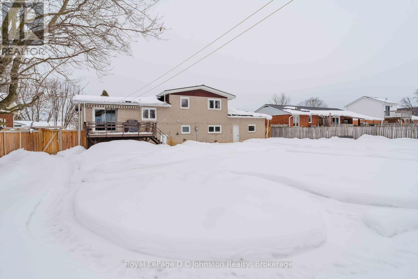 












33 ALICE STREET

,
South Bruce Peninsula,




Ontario
N0H1A0

