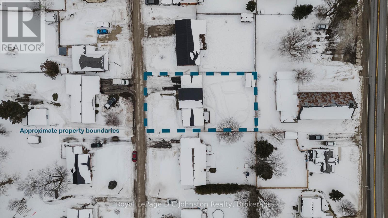 












33 ALICE STREET

,
South Bruce Peninsula,




Ontario
N0H1A0

