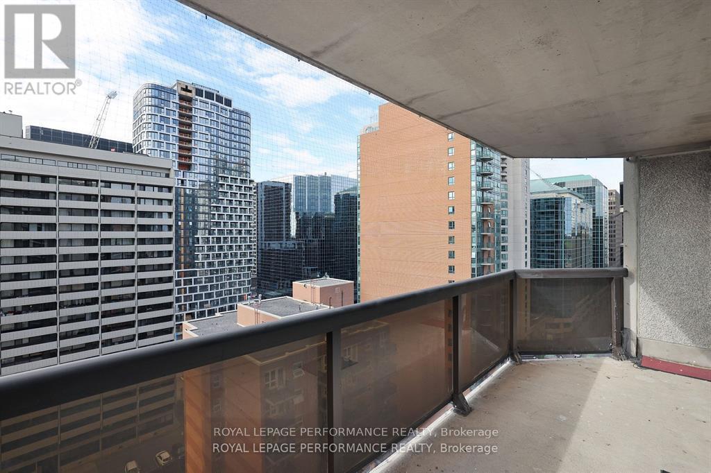 












1701 - 470 LAURIER AVENUE W

,
Ottawa,




Ontario
K1R7W9

