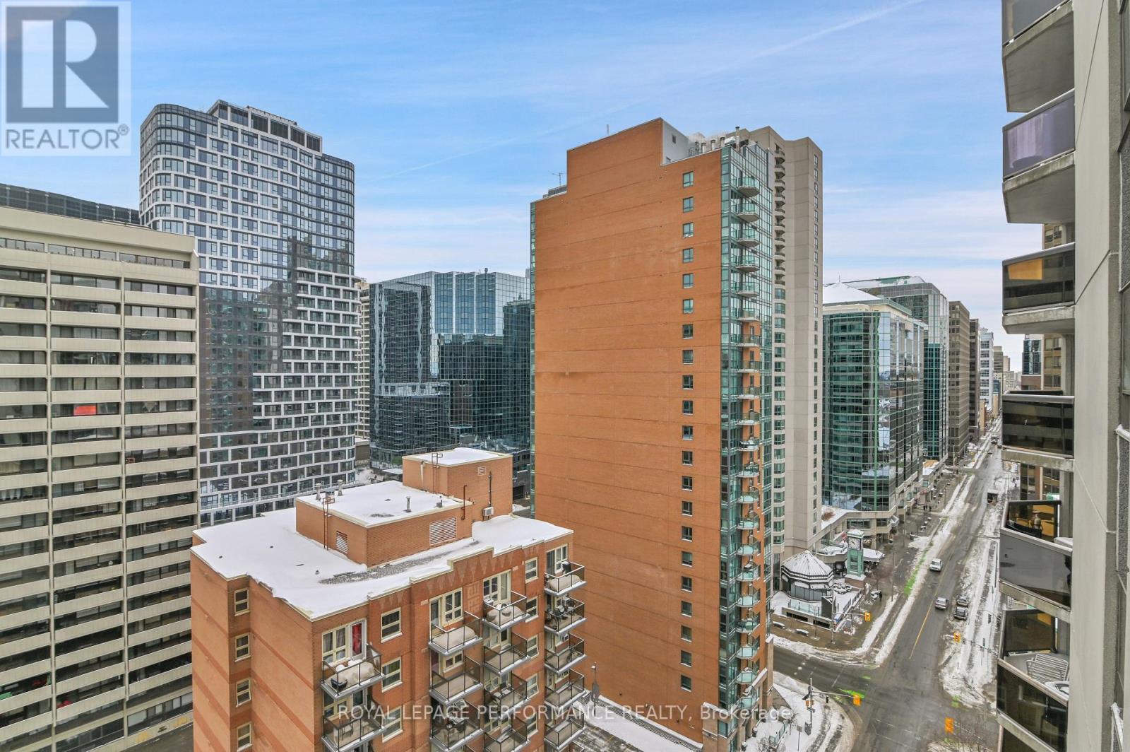 












1701 - 470 LAURIER AVENUE W

,
Ottawa,




Ontario
K1R7W9

