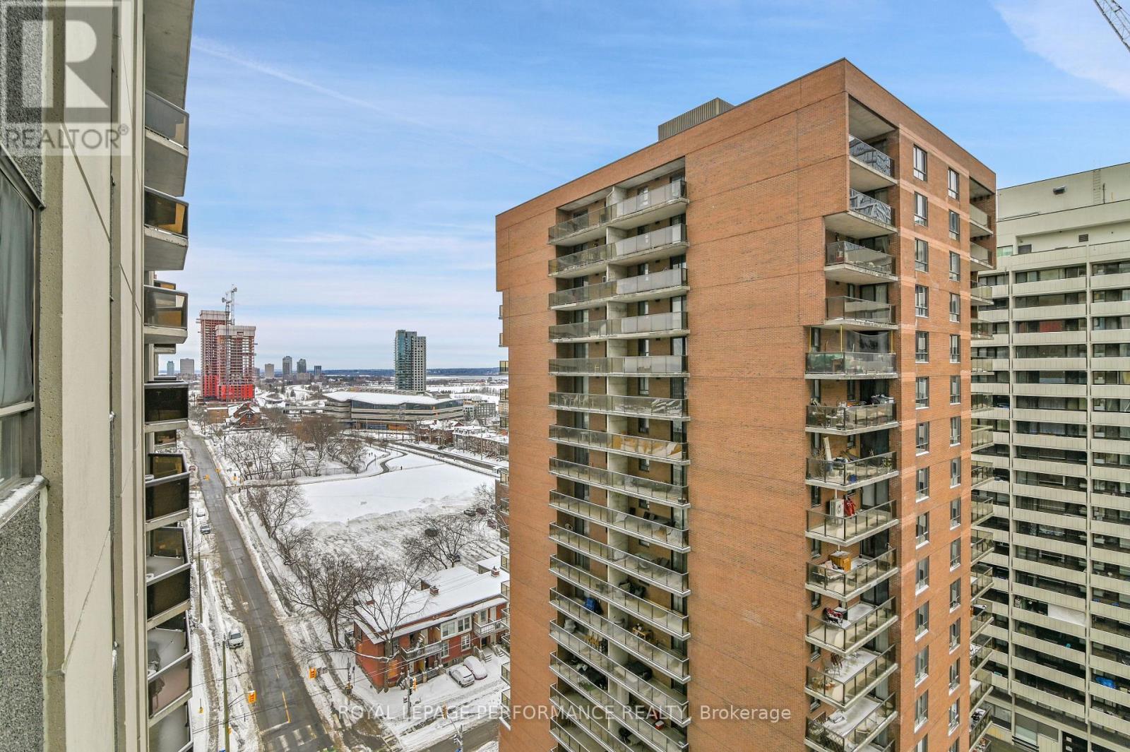












1701 - 470 LAURIER AVENUE W

,
Ottawa,




Ontario
K1R7W9

