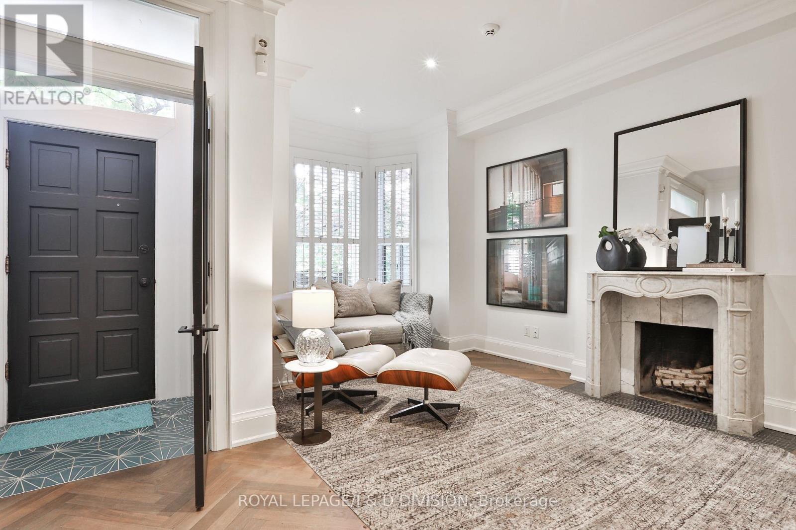 












69 SULLIVAN STREET

,
Toronto,




Ontario
M5T1C2

