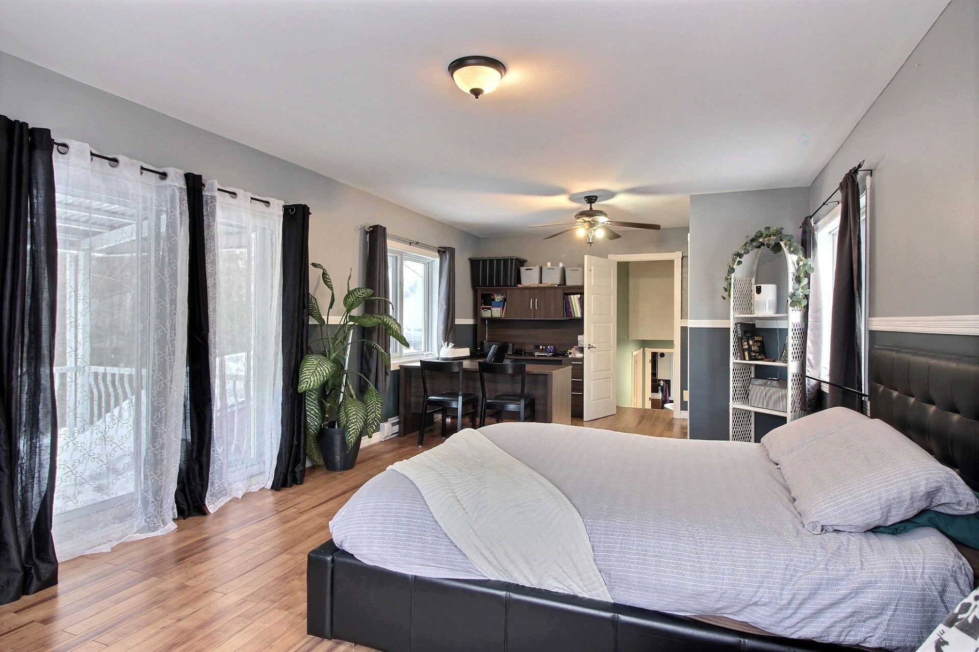 









1800


Route 337

,
Sainte-Julienne,




QC
J0K2T0

