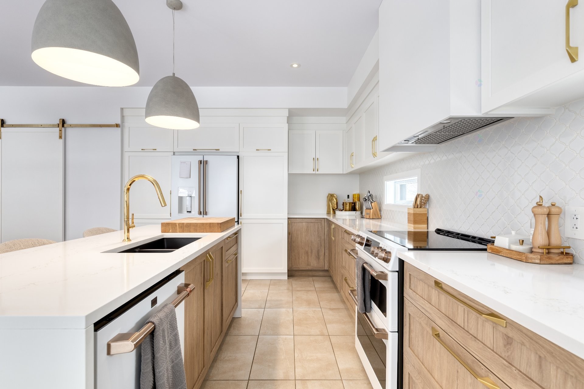 












Rue du Faubourg

,
Saint-Jérôme,




QC
J5L0H9


