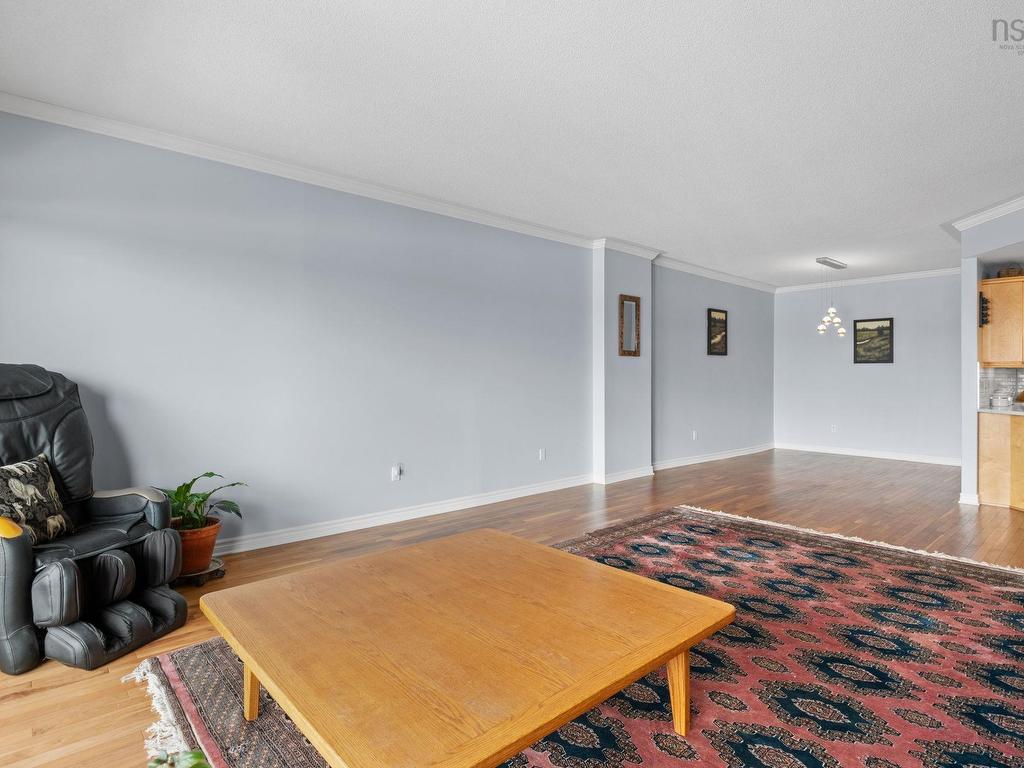 












306 77 Russell Lake

,
Dartmouth,




NS
B2W 6R8


