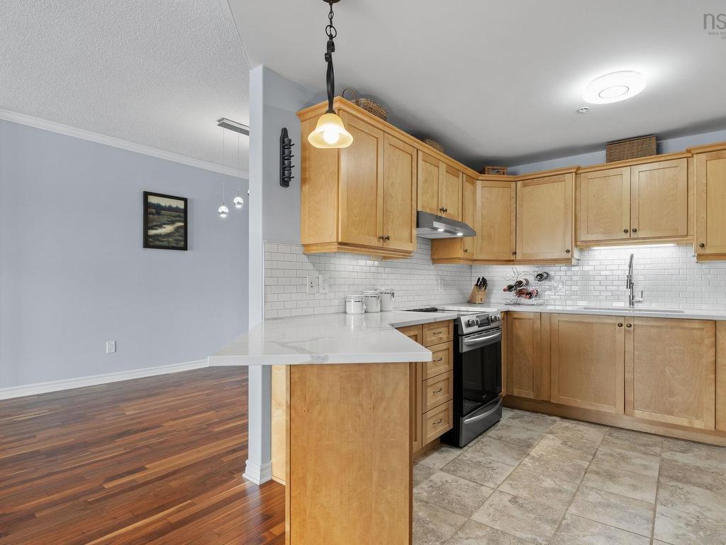 












306 77 Russell Lake

,
Dartmouth,




NS
B2W 6R8

