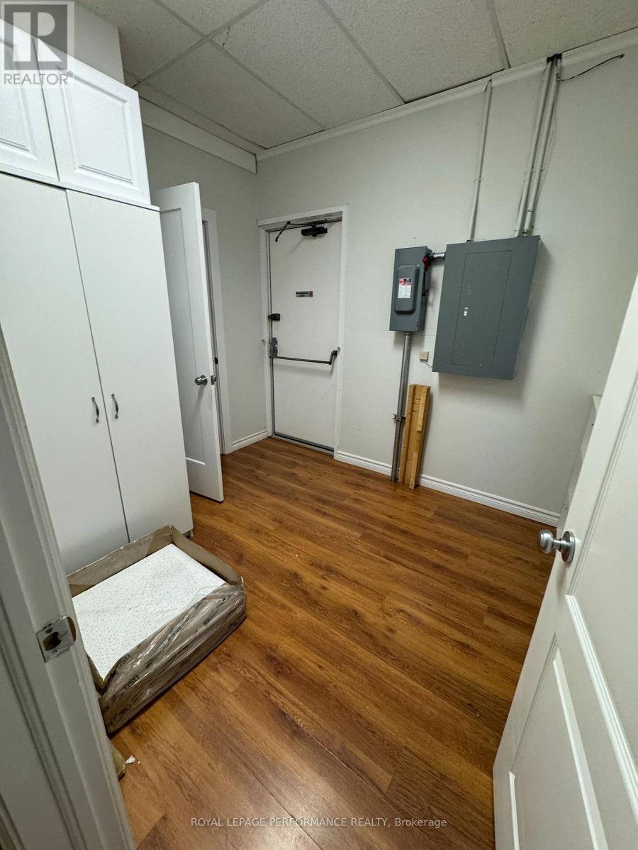 












1756 MONTREAL ROAD

,
Ottawa,




Ontario
K1J6N3

