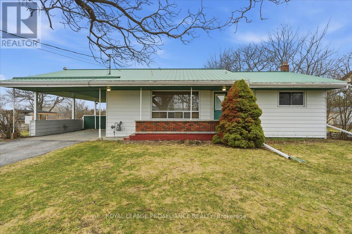 












127 AIKINS ROAD

,
Quinte West (Sidney Ward),




Ontario
K8N4Z2

