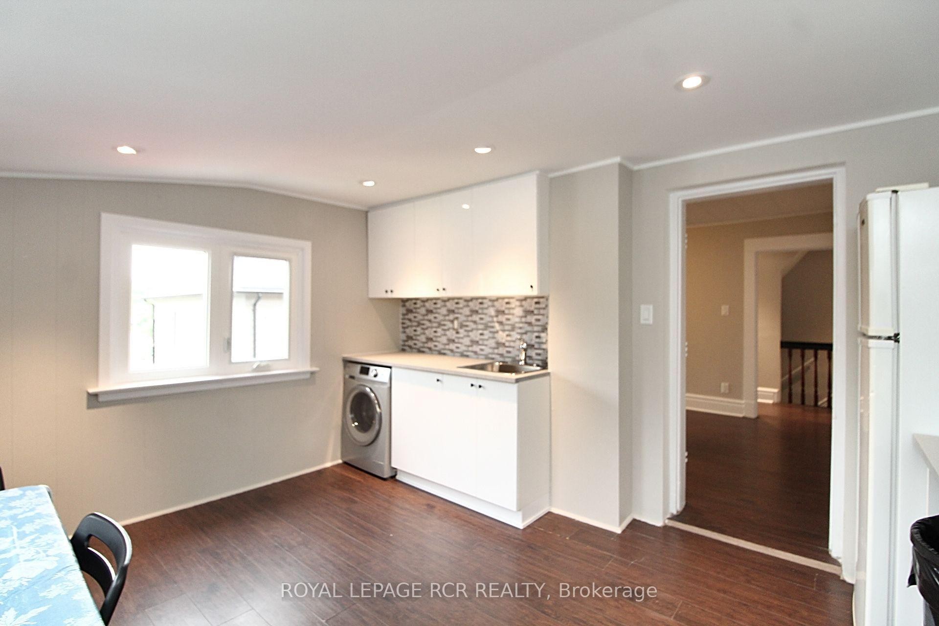 









69


King

Street West,
Caledon,




ON
L7E 1A2

