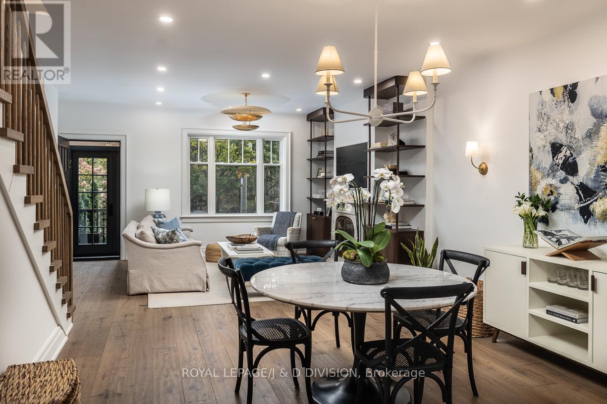 












102 SHAFTESBURY AVENUE

,
Toronto,




Ontario
M4T1A5

