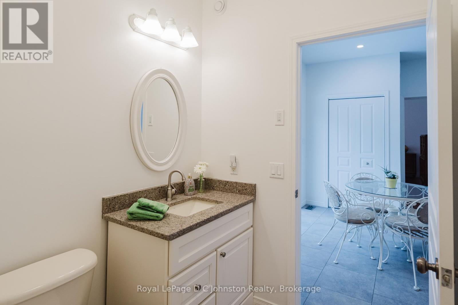 












60 MIRAMICHI BAY ROAD

,
Saugeen Shores,




Ontario
N0H2C6

