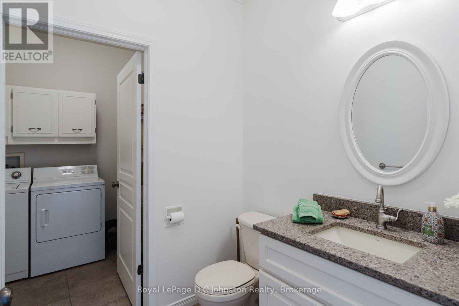 












60 MIRAMICHI BAY ROAD

,
Saugeen Shores,




Ontario
N0H2C6

