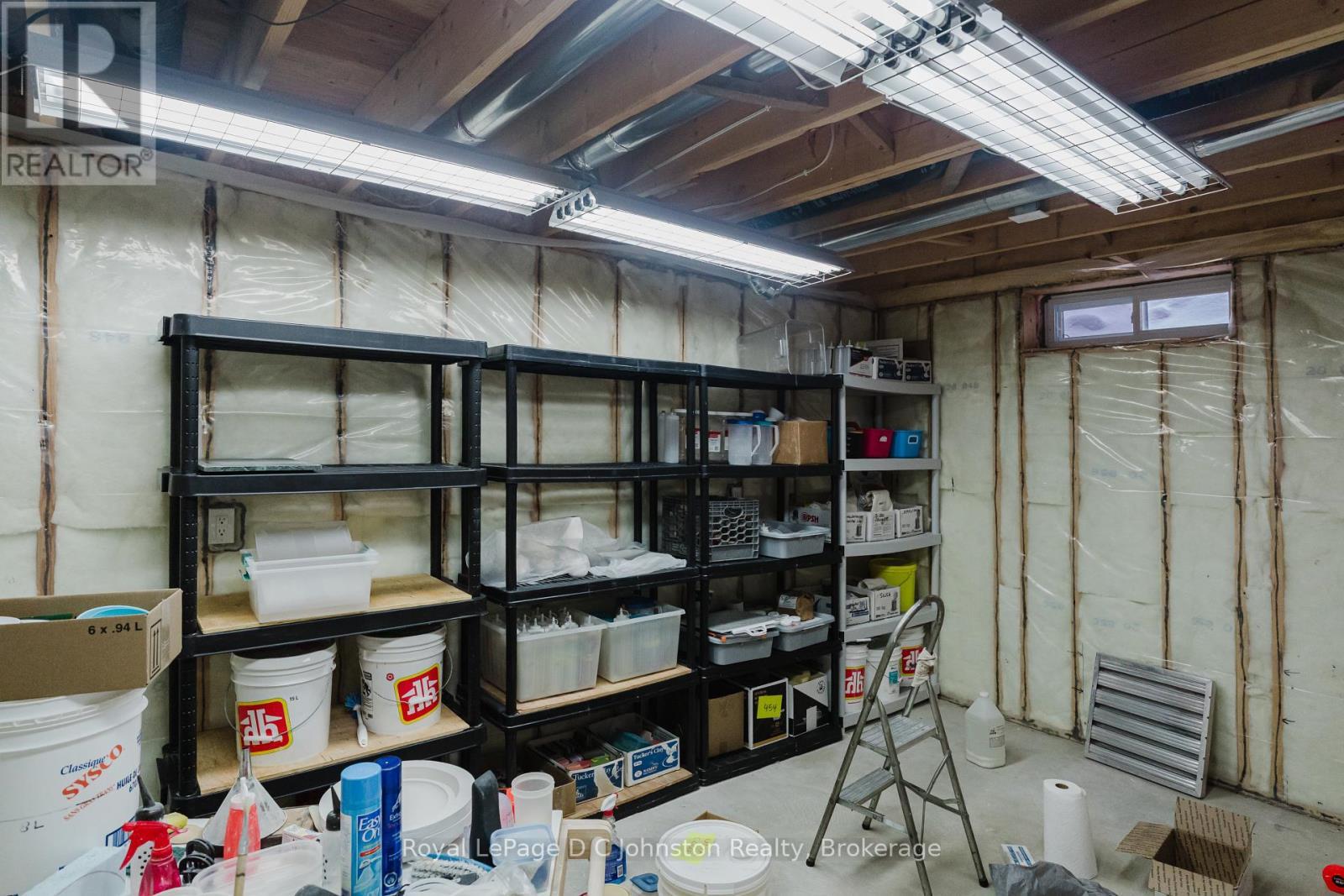 












60 MIRAMICHI BAY ROAD

,
Saugeen Shores,




Ontario
N0H2C6

