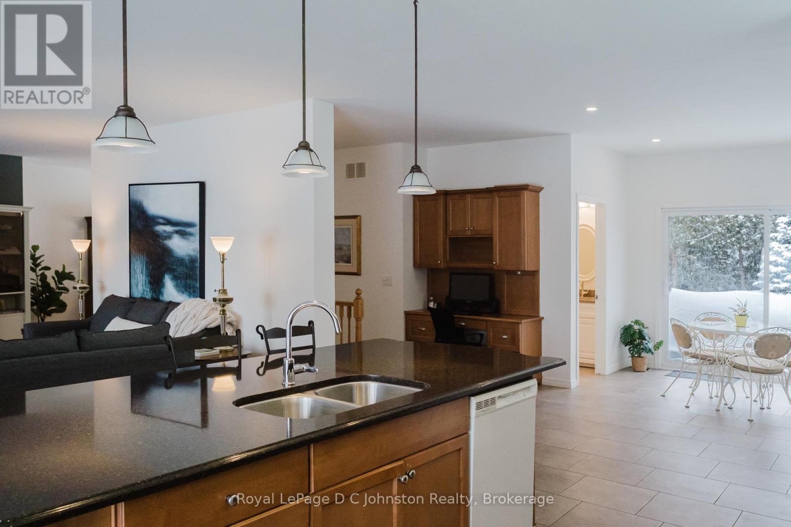 












60 MIRAMICHI BAY ROAD

,
Saugeen Shores,




Ontario
N0H2C6

