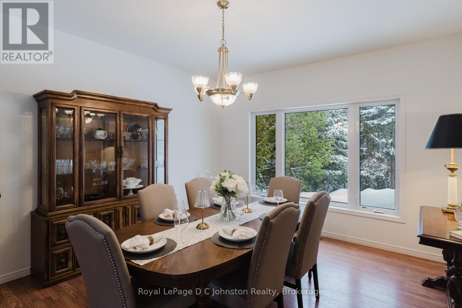 












60 MIRAMICHI BAY ROAD

,
Saugeen Shores,




Ontario
N0H2C6

