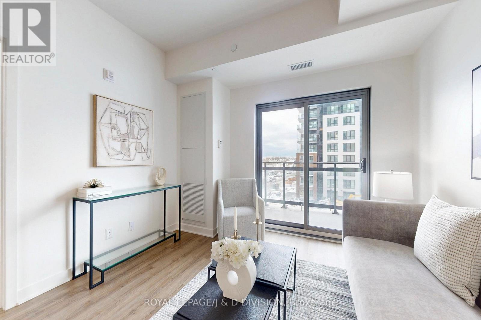 












411 - 55 CLARINGTON BOULEVARD

,
Clarington,




Ontario
L1C7J4

