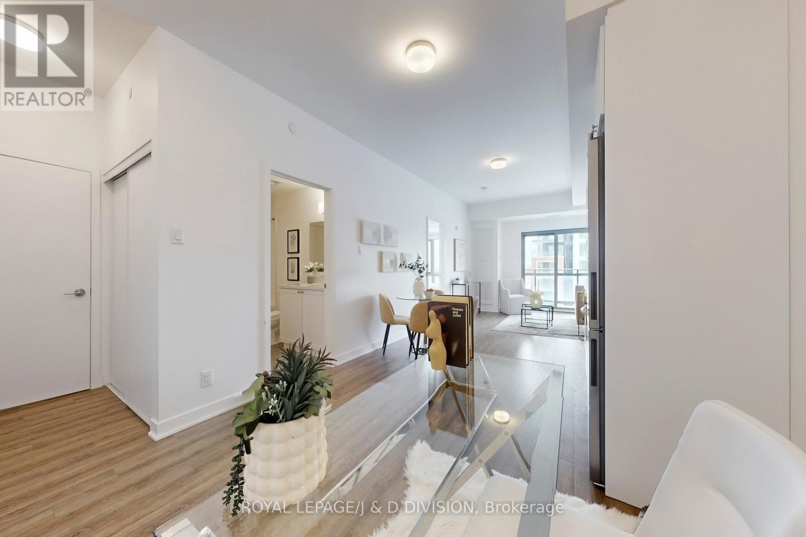 












411 - 55 CLARINGTON BOULEVARD

,
Clarington,




Ontario
L1C7J4

