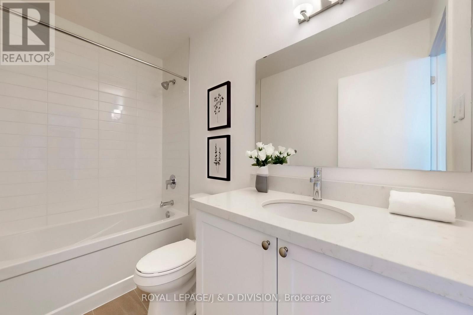 












411 - 55 CLARINGTON BOULEVARD

,
Clarington,




Ontario
L1C7J4

