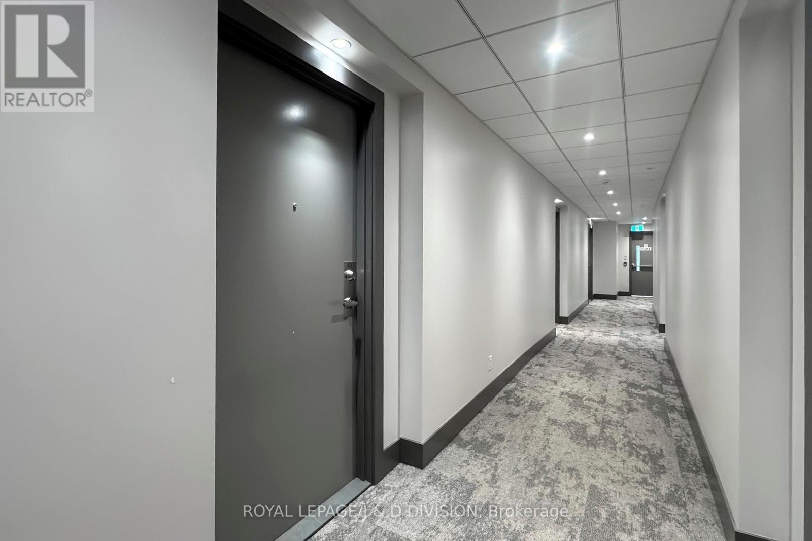 












411 - 55 CLARINGTON BOULEVARD

,
Clarington,




Ontario
L1C7J4

