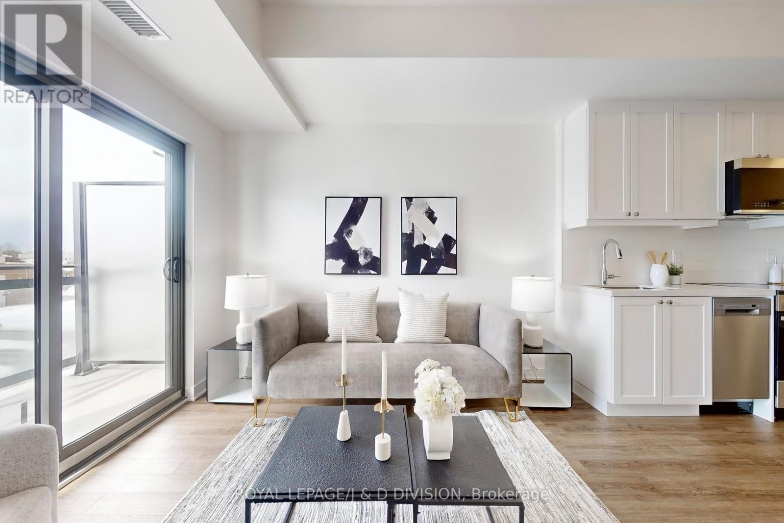 












411 - 55 CLARINGTON BOULEVARD

,
Clarington,




Ontario
L1C7J4

