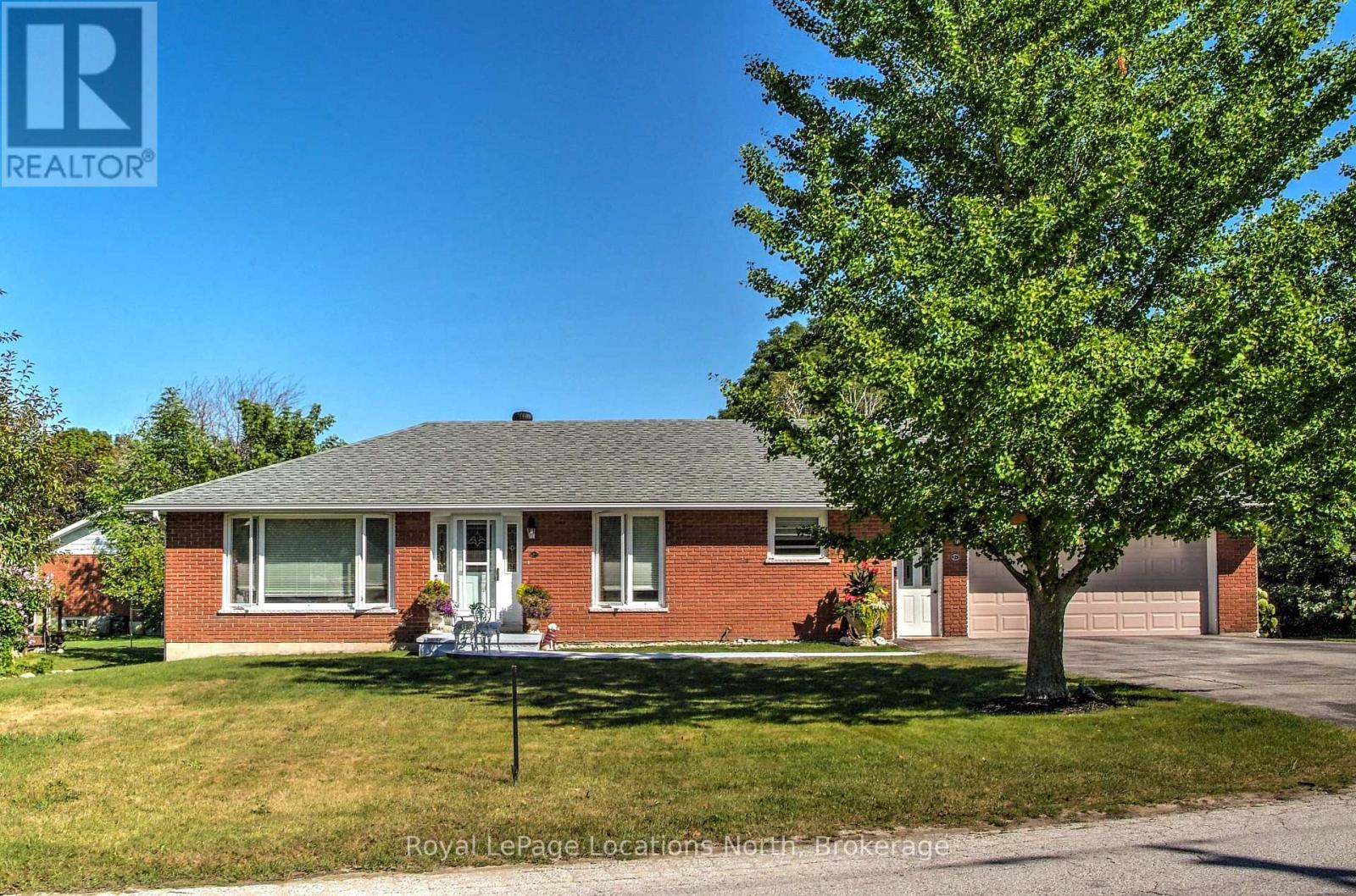 












51 UNION STREET

,
Meaford,




Ontario
N4L1E6

