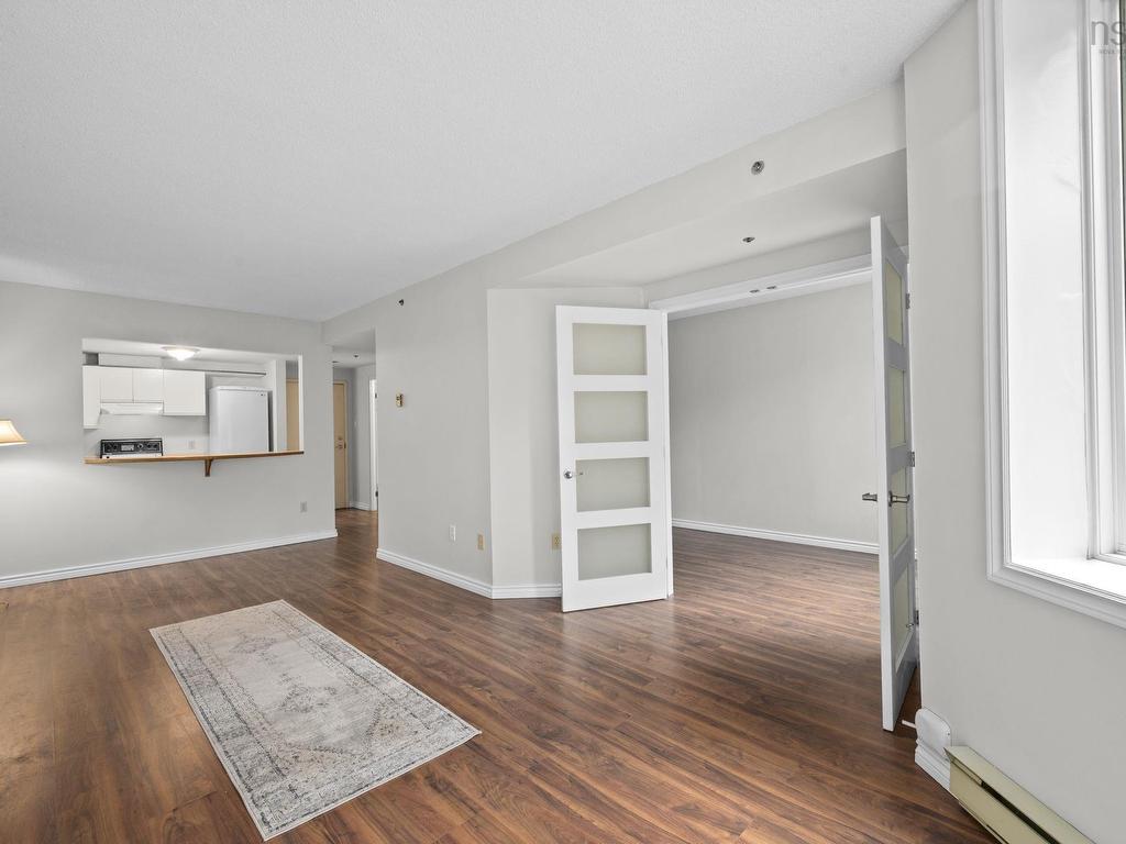 












208 1326 LOWER WATER Street

,
Halifax,




NS
B3J 3R3

