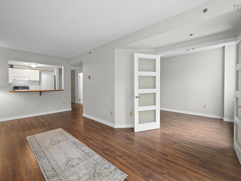 












208 1326 LOWER WATER Street

,
Halifax,




NS
B3J 3R3

