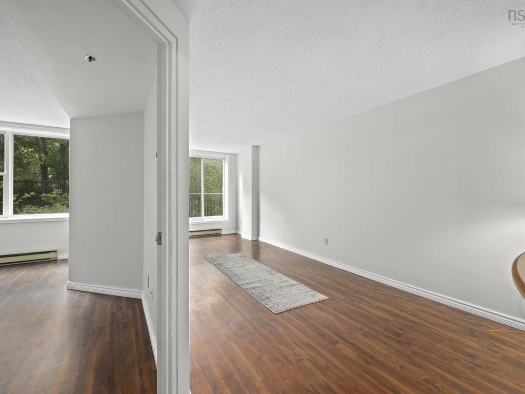 












208 1326 LOWER WATER Street

,
Halifax,




NS
B3J 3R3

