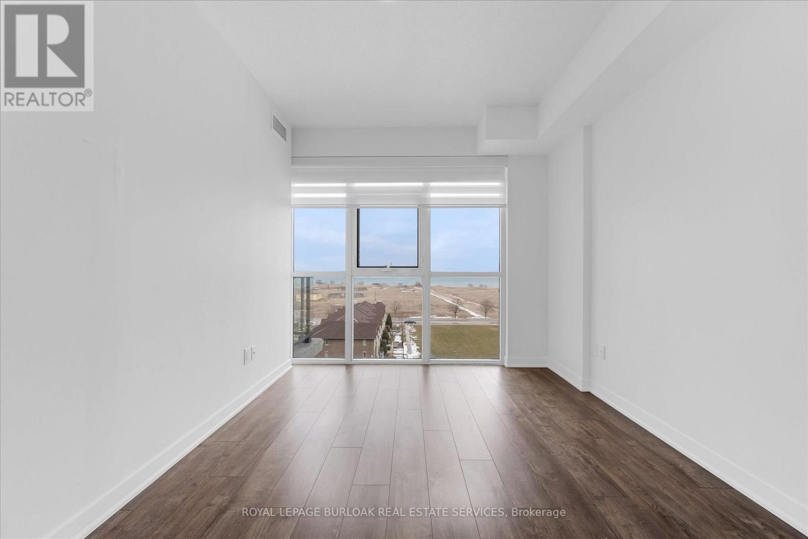 












612 - 550 NORTH SERVICE ROAD N

,
Grimsby,




Ontario
L3M4E8

