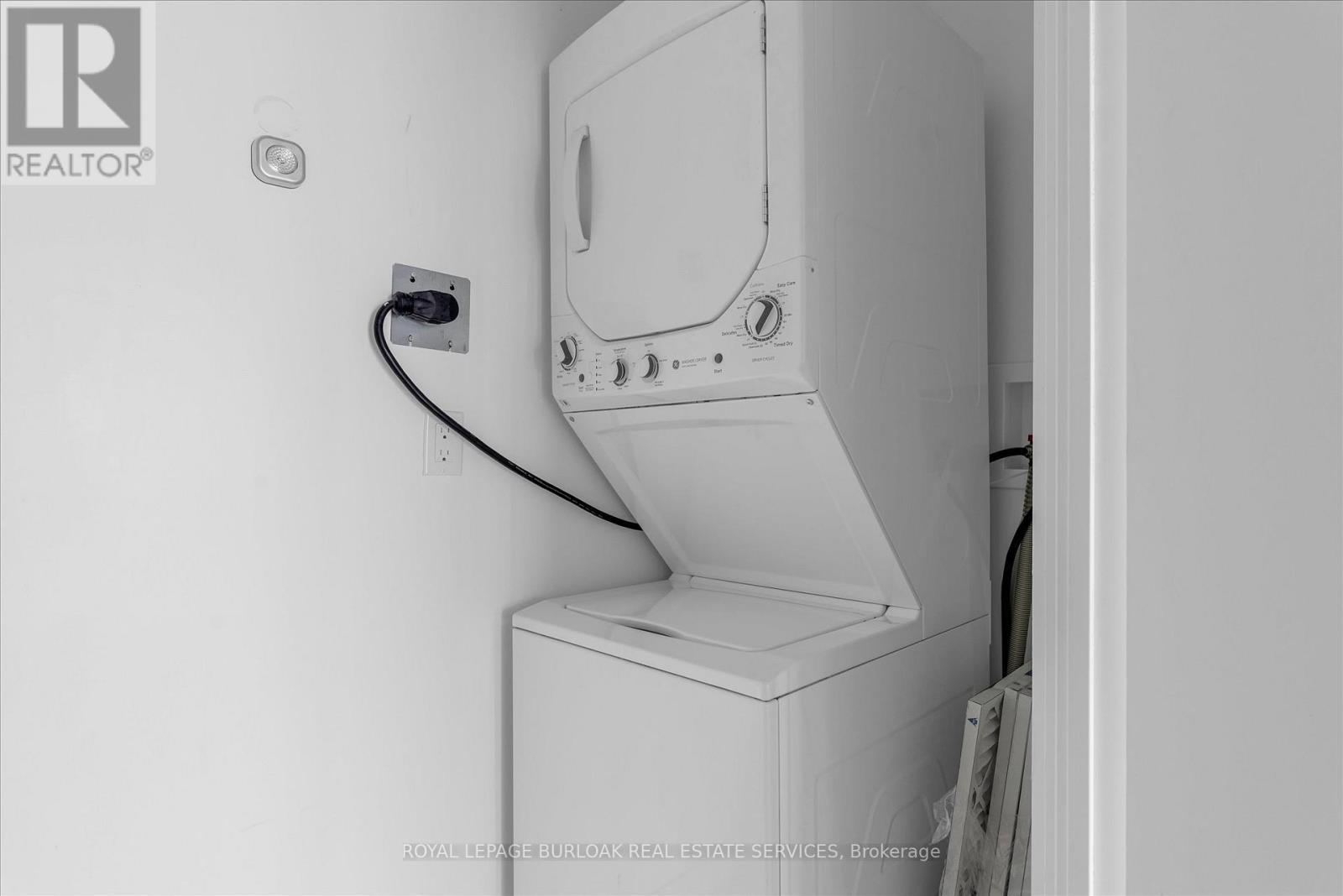 












612 - 550 NORTH SERVICE ROAD N

,
Grimsby,




Ontario
L3M4E8

