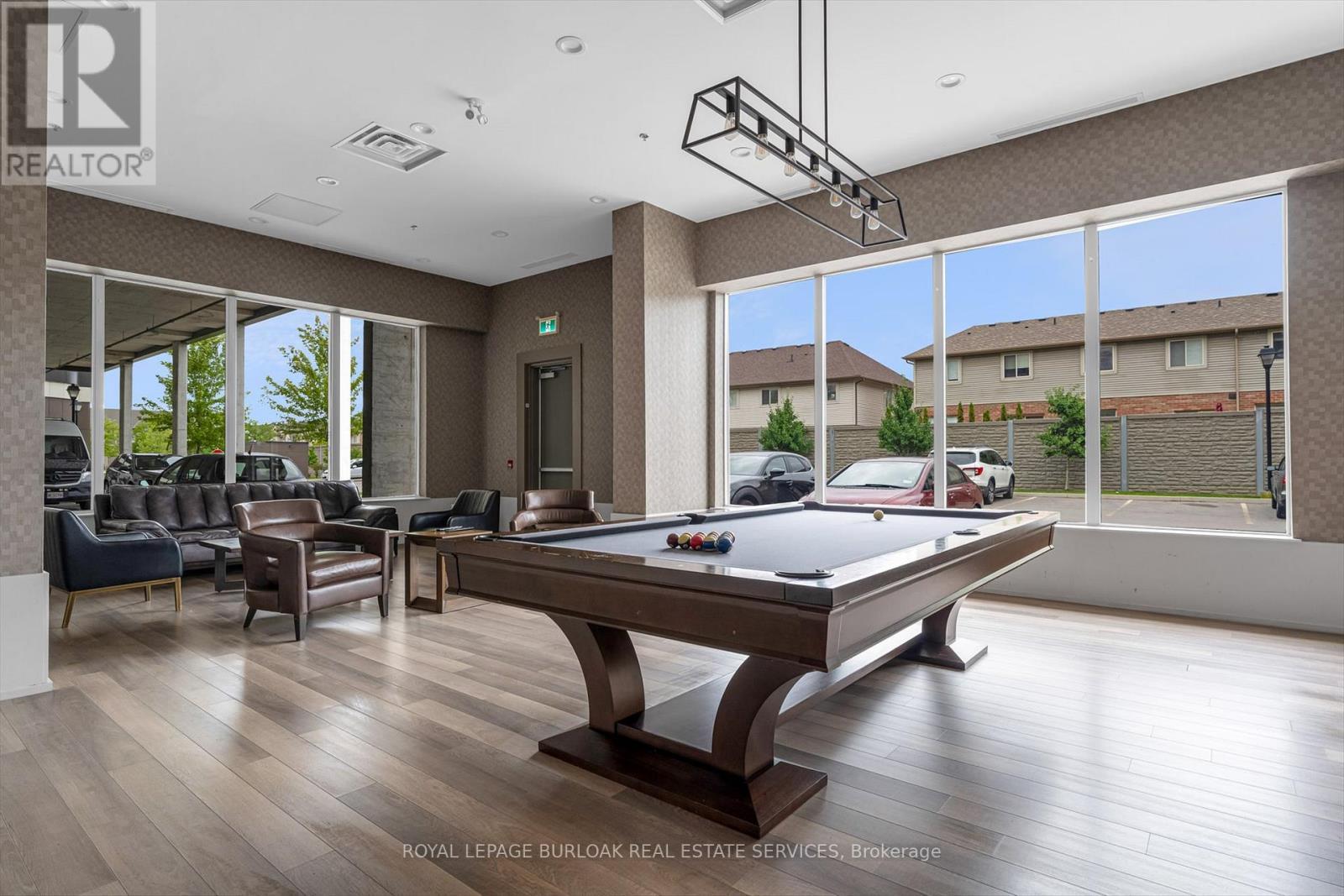 












612 - 550 NORTH SERVICE ROAD N

,
Grimsby,




Ontario
L3M4E8

