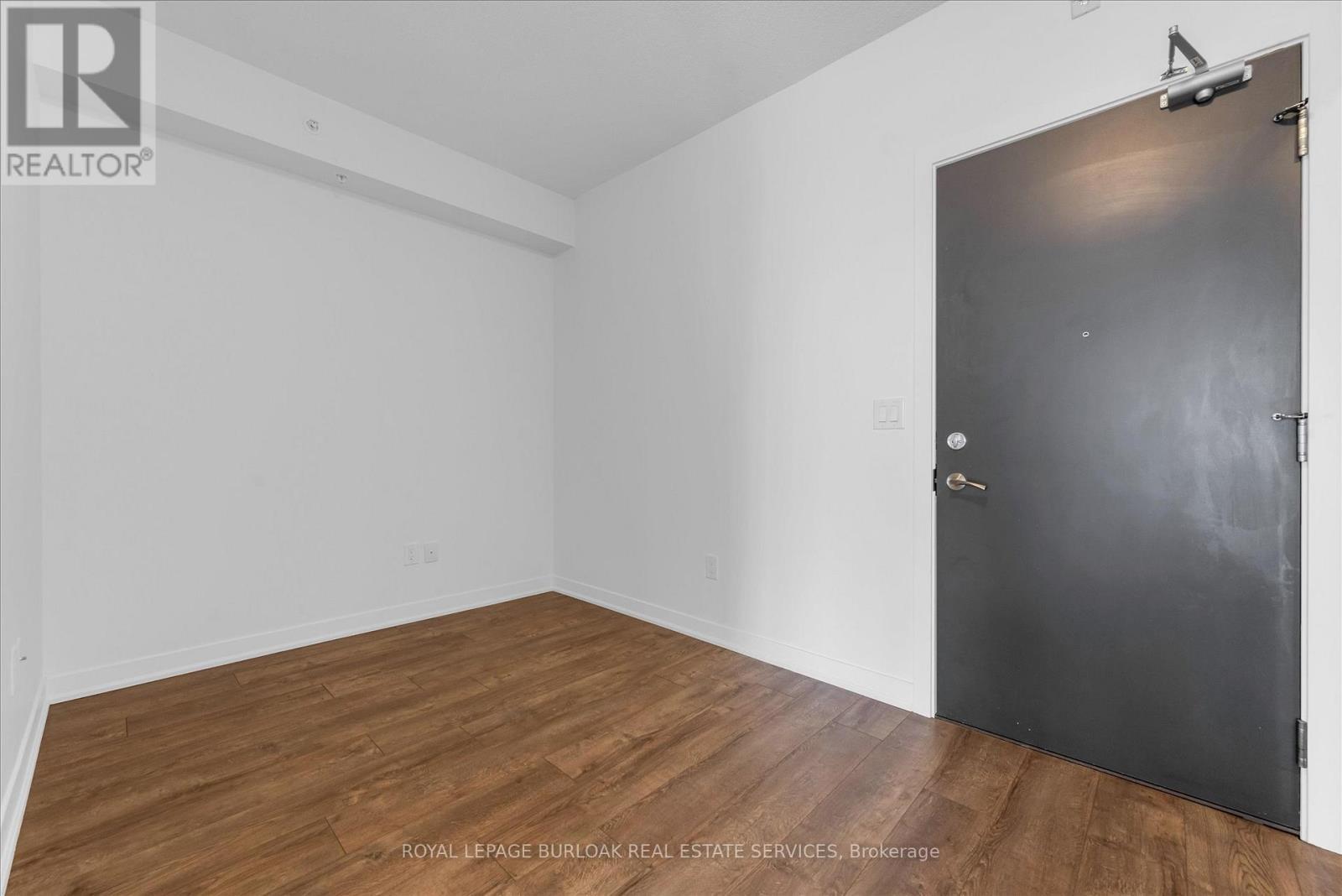 












612 - 550 NORTH SERVICE ROAD N

,
Grimsby,




Ontario
L3M4E8

