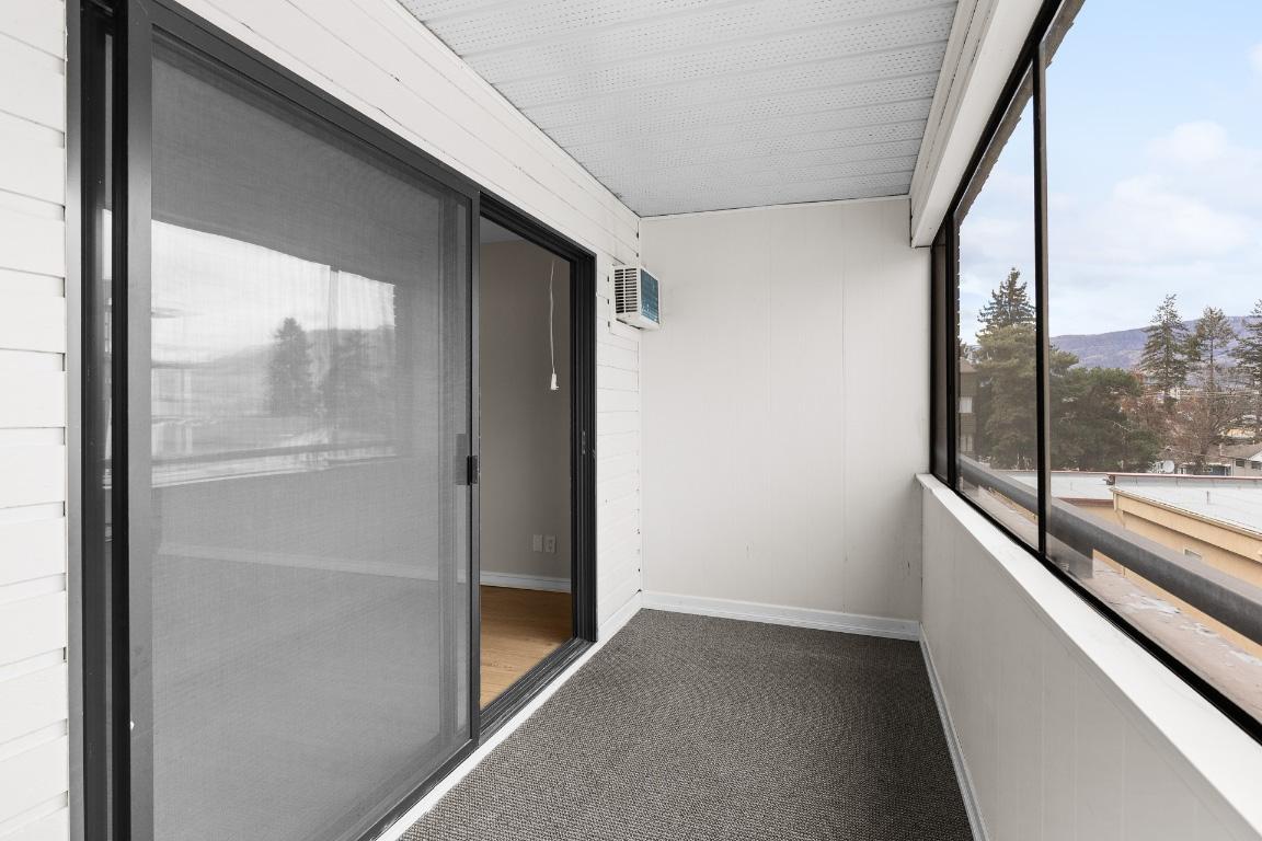 









1490B


Gordon

Drive, 304,
Kelowna,




BC
V1Y 3G5

