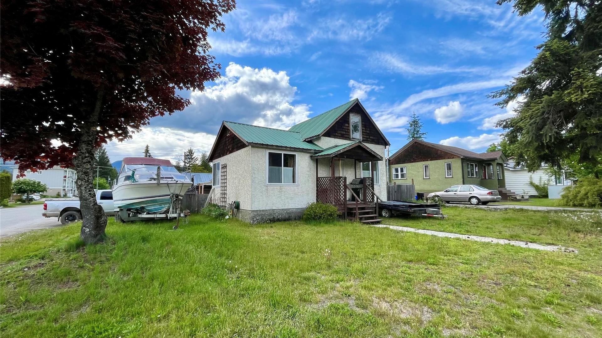









302


6th

Avenue,
Nakusp,




BC
V0G 1R0

