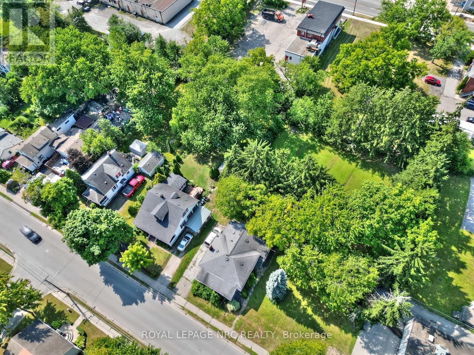 












3758 MAIN STREET

,
Niagara Falls (Chippawa),




Ontario
L2G6B2

